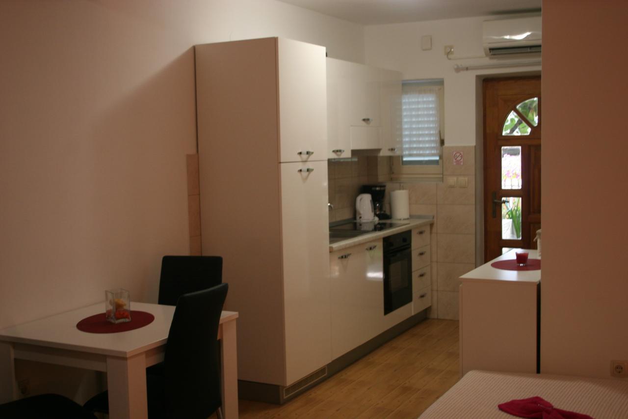 Apartments Tomislav Poljica  Exterior photo